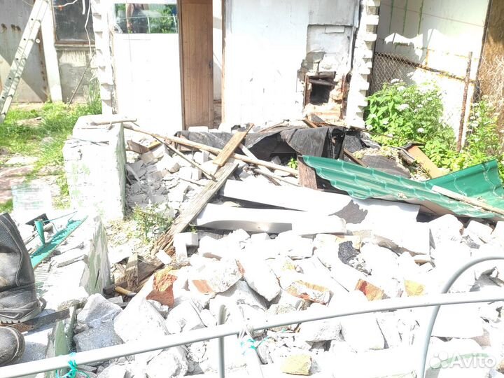 Отдам бесплатно строительный мусор на подсыпку