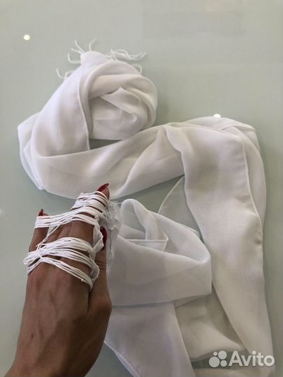 Шифоновый шарф с вышивкой