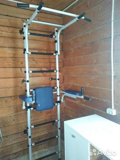 Шведская стенка с турником