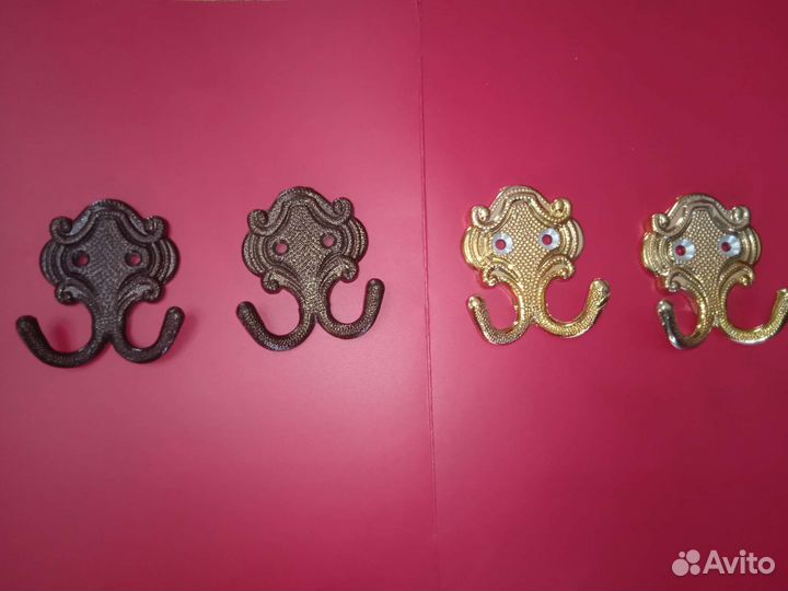 Крючки для одежды