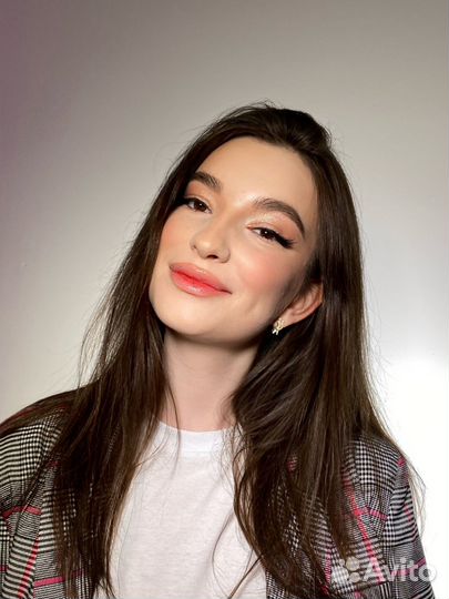 Визажист/макияж/стилист по волосам /свадебный