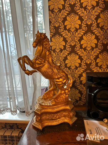 Фигура для интерьера