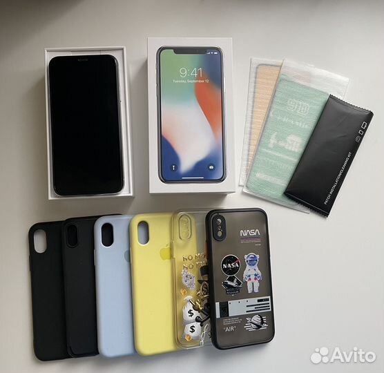 iPhone X, 64 ГБ