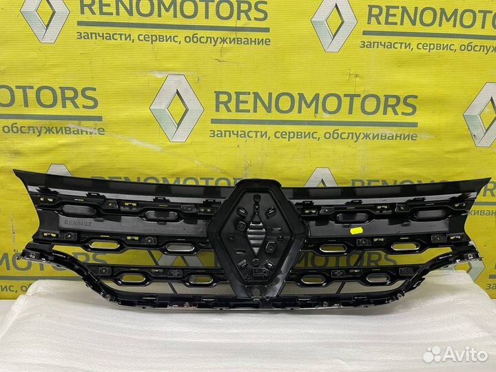 Решетка радиатора Рено Дастер 2