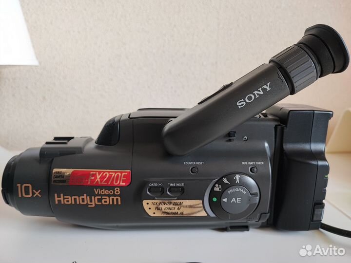 Видеокамера sony CCD-FX270E