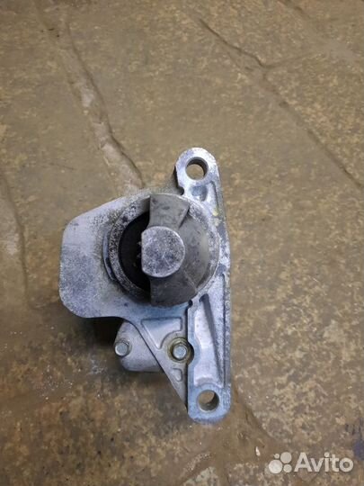 Стартер на Ниссан Нот,Кашкай,Х-Траил Т-30 АКПП