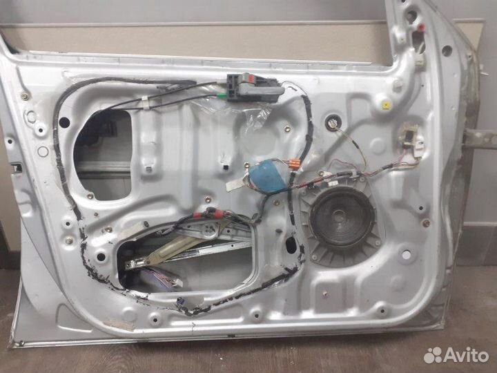 Дверь передняя левая Toyota Vista AZV50 1azfse