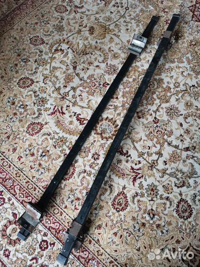 Поперечные универсальные рейлинги на крышу