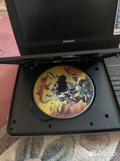 Портативный dvd player Phillips PD9000/51