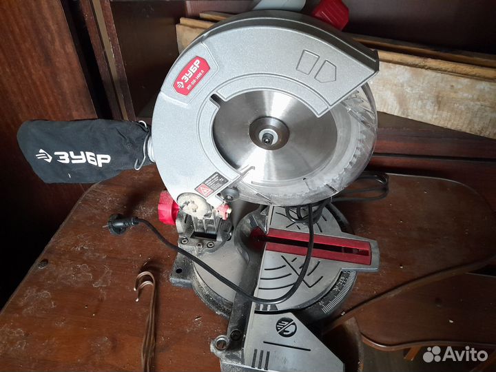 Пила торцовочная