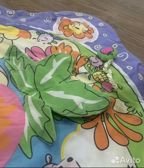 Развивающий коврик для малышей