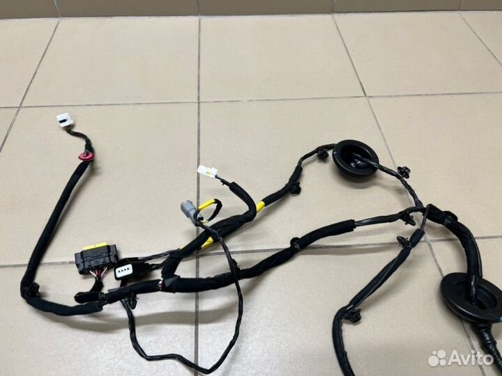 Проводка двери передняя правая Kia Soul 29000км