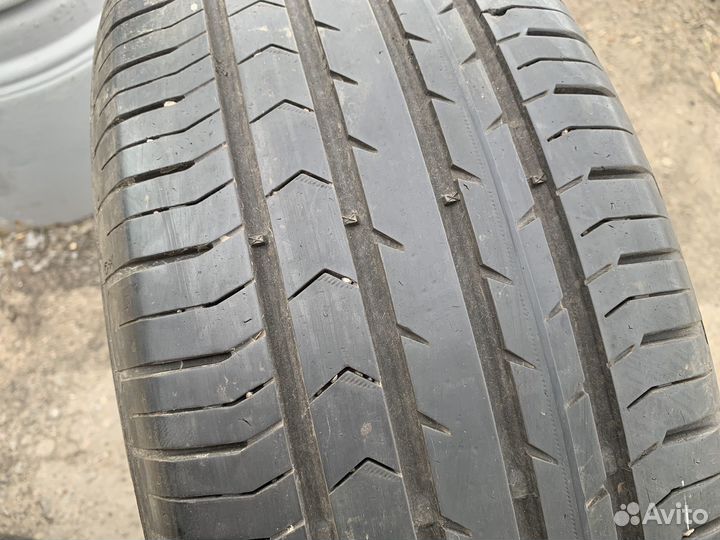 Continental ContiPremiumContact 5 215/55 R17