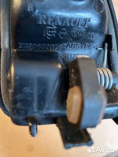 Ручка двери внутренняя левая Renault Logan