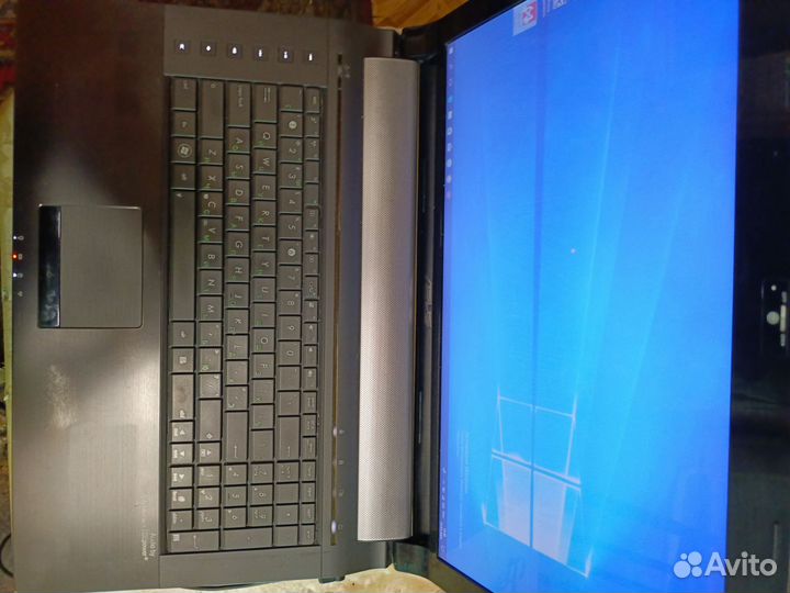 Ноутбук Asus n73s. Core i5, Nvidia 540 m