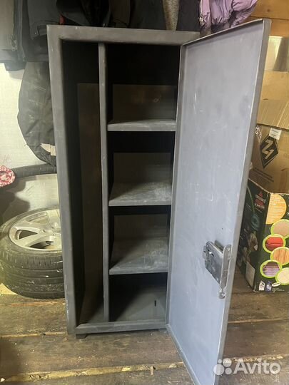 Оружейный сейф