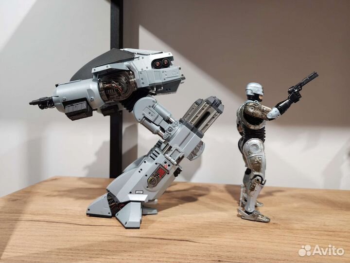 Neca Robpocop & ED-209