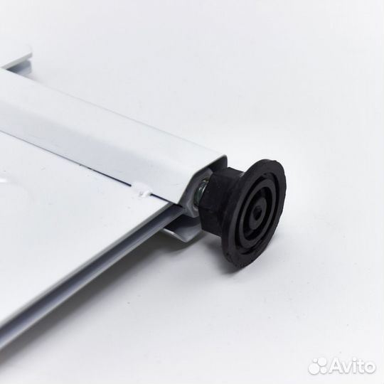 Стеллаж торговый пристенный 2000х1200 мм перфорир