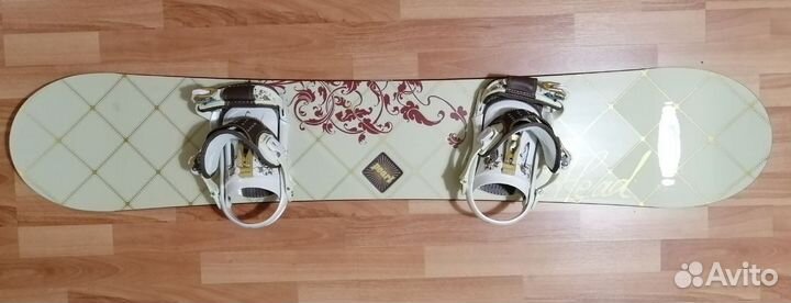 Женский сноуборд Head Pearl