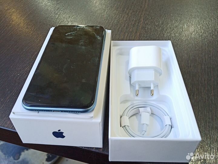 iPhone Xr, 128 ГБ
