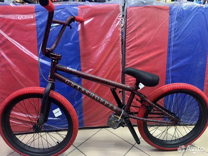 Новый bmx Черно красный новый