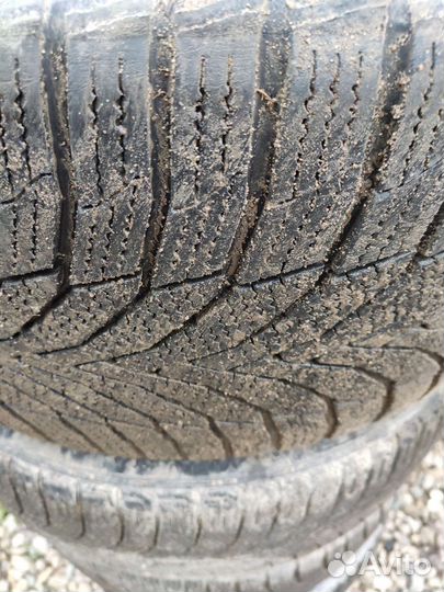 Michelin X-Ice North 2 275/35 R19 и 245/40 R19