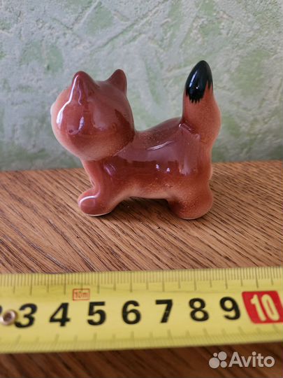 Фарфоровые статуэтки. Кот