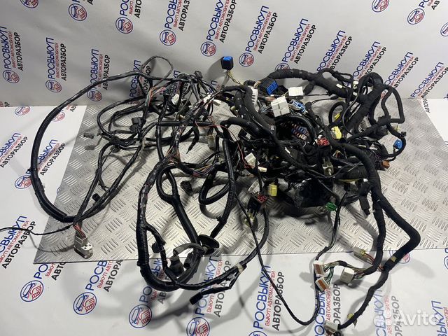 Проводка салона Ford Escape 2 2.3