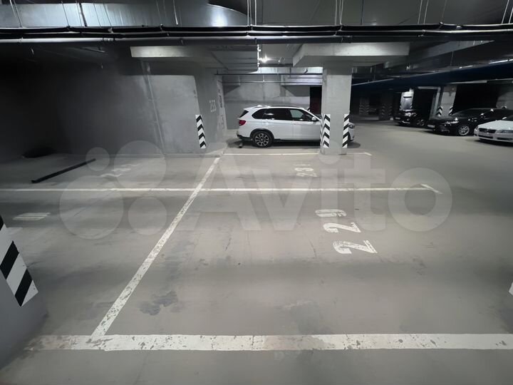 Машиноместо, 30 м²