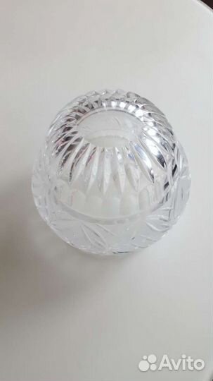 Хрустальная ваза