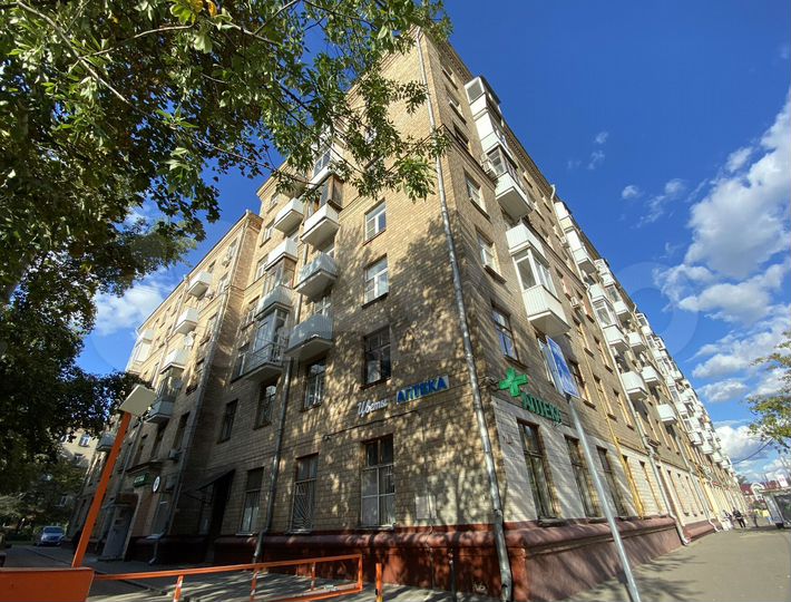 Комната 13,9 м² в 3-к., 1/7 эт.