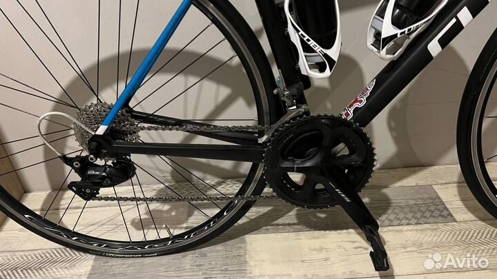 Шоссейный велосипед Cube Attain Pro