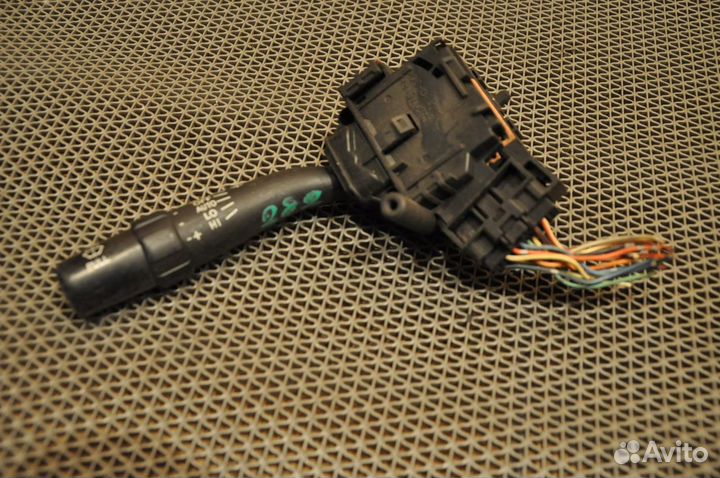 Блок подрулевых переключателей toyota avensis AZ