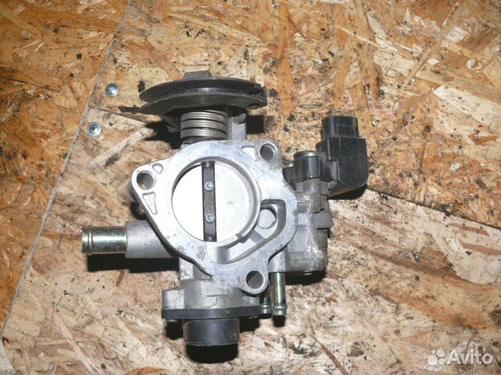 Дроссель Toyota Corolla E150 2007 г 1,6 л 1ZR