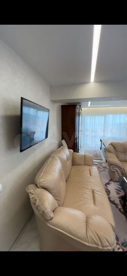 Квартира-студия, 42 м², 1/3 эт.