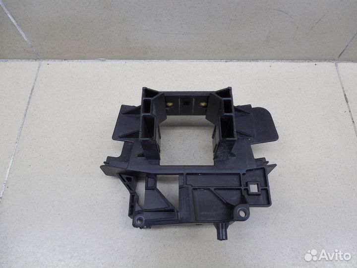 Кронштейн (сопут. товар) Focus II 2008-2011