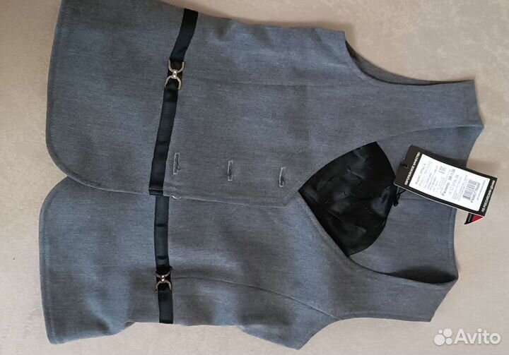 Школьная форма для девочки новая размер 30-128