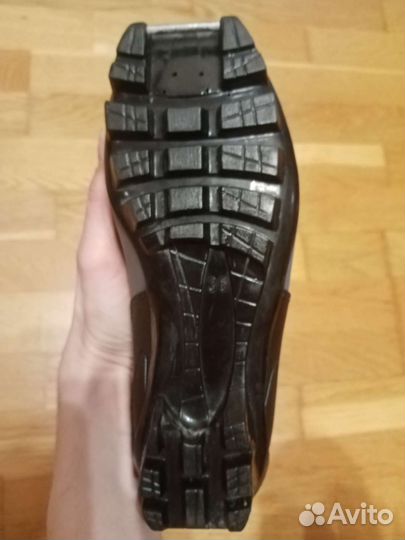 Лыжные ботинки для ребёнка