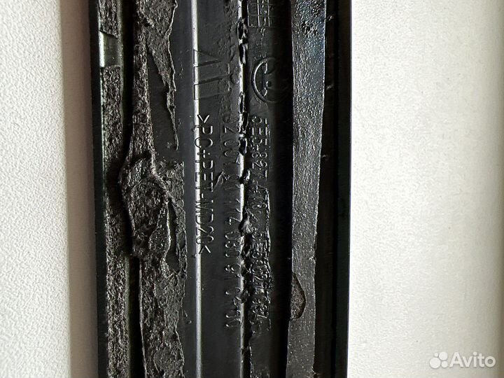 Пластиковый лип спойлер на Skoda octavia