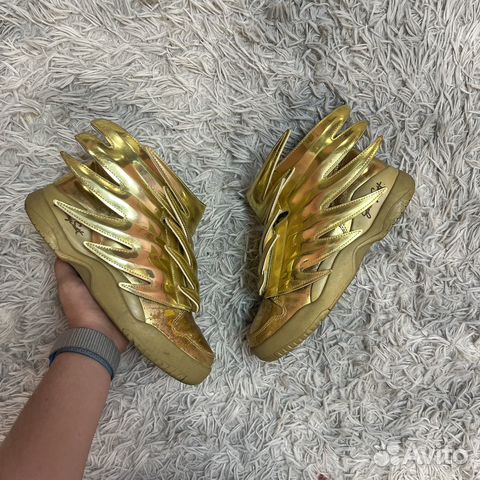 Jeremy scott wings gold hotsell