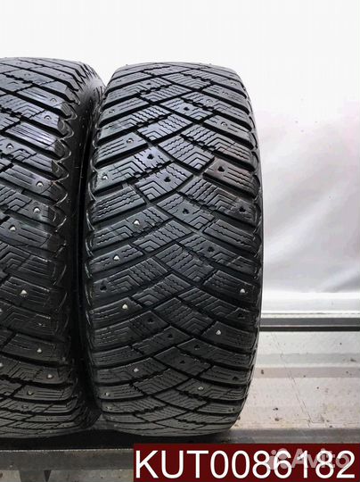 Goodyear Ultragrip Ice Arctic 205/55 R16 107U