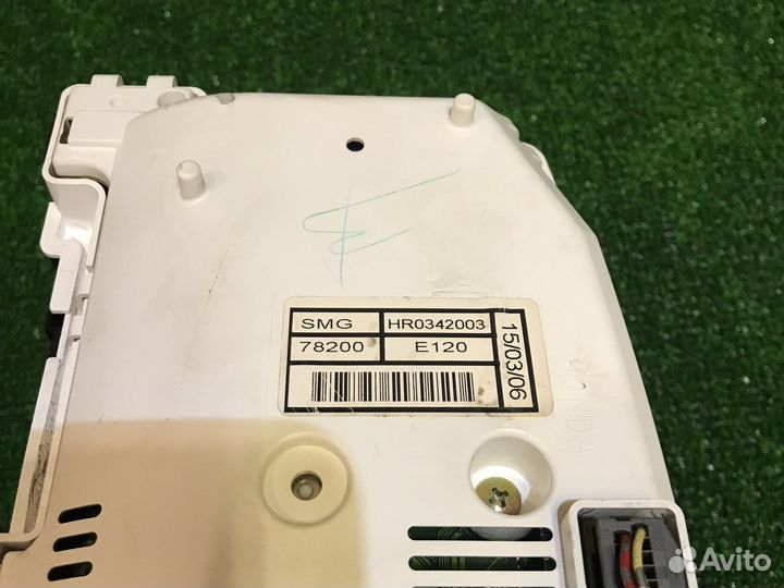 Щиток приборов Honda Civic 2006 FK2 R18A2