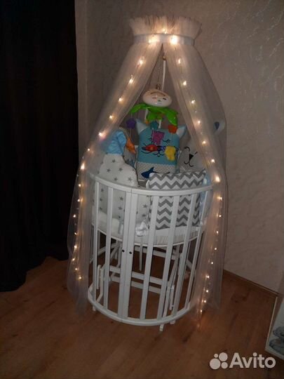 Балдахин и держатель для балдахина