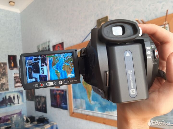 Видеокамера Sony HDR-SR1E