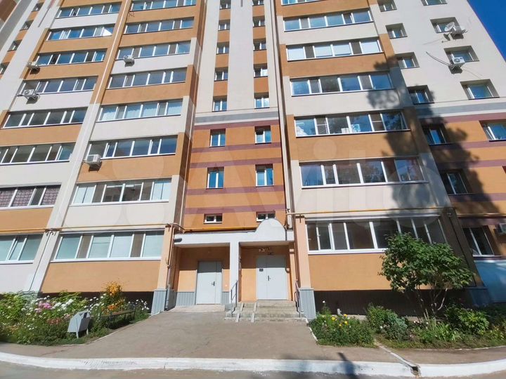 2-к. квартира, 53 м², 8/9 эт.