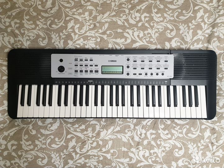 Синтезатор Yamaha YPT-270