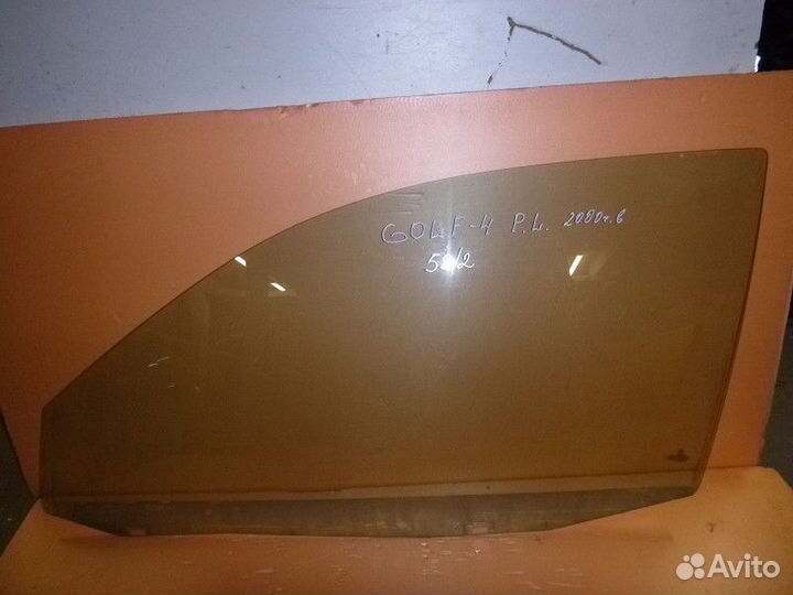 Стекло двери передней левой Volkswagen golf IV/bor