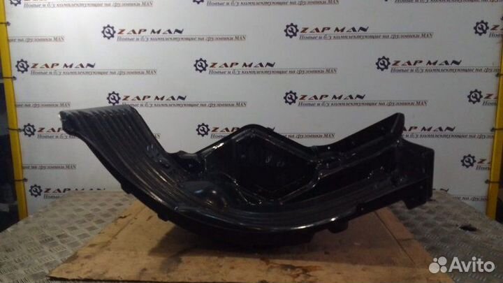 Подкрылок правый Man Tgl