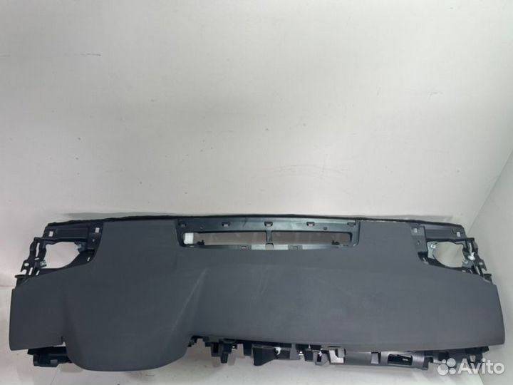 Торпедо с подушкой переднее Toyota Camry V70/V75