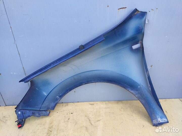 Крыло переднее правое на Opel Astra H